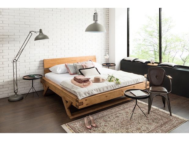 Balkenbett 140 x 200 cm aus massivem Fichtenholz natur JASMIN 390795 von SalesFever®